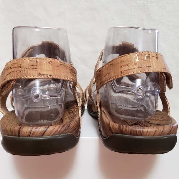 Vionic Yasmin II sandals.  Size US 7, UK 38 - Picture 3 of 9